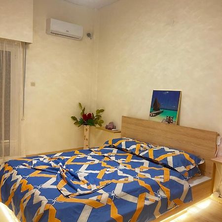 一线海景房seaview Apartment Луца Экстерьер фото